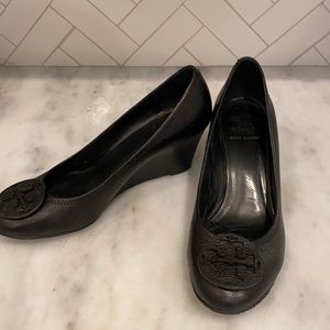 Tory Burch wedges size 10 Black